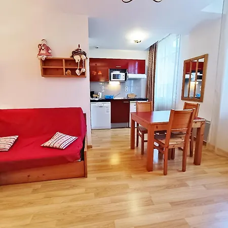 Le Bouquetin, Studio, Centre Luchon, Wifi, Casier A Skis, Ascenseur, 3 Personnes Bagneres-de-Luchon